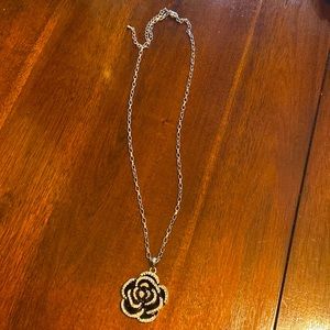 Black silver rose necklace